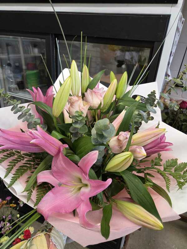 Flowers delivered to customer