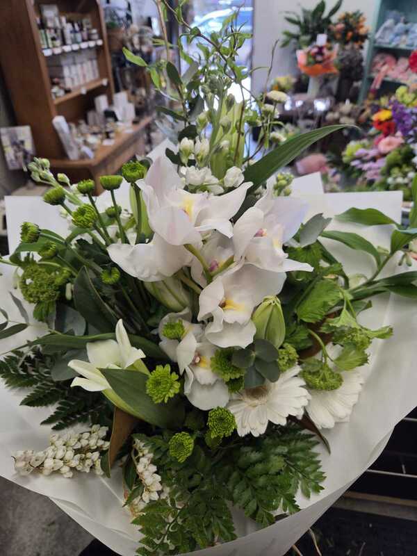 Flowers delivered to customer