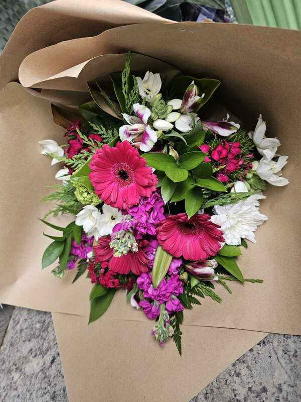 Flowers delivered to customer