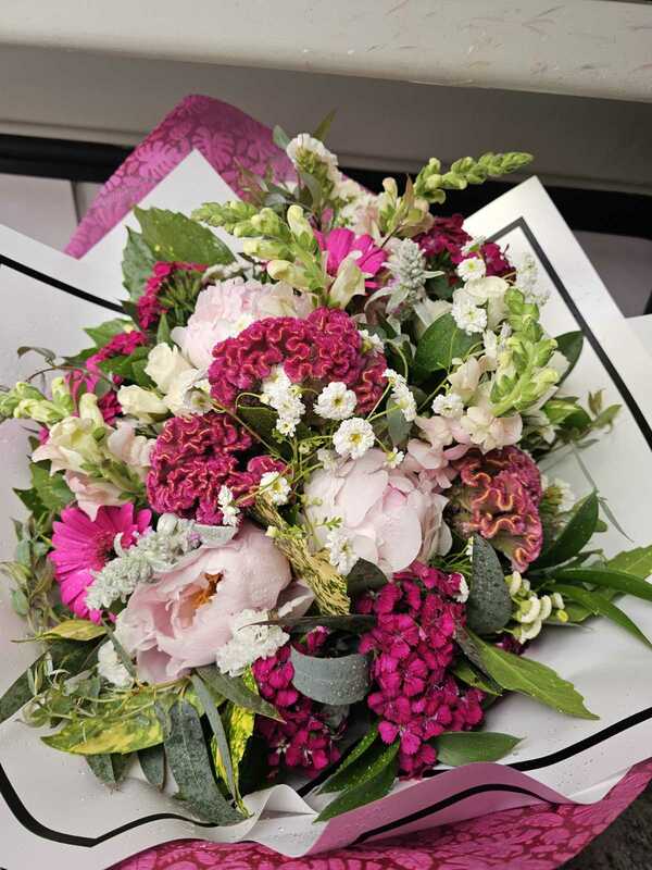 Flowers delivered to customer