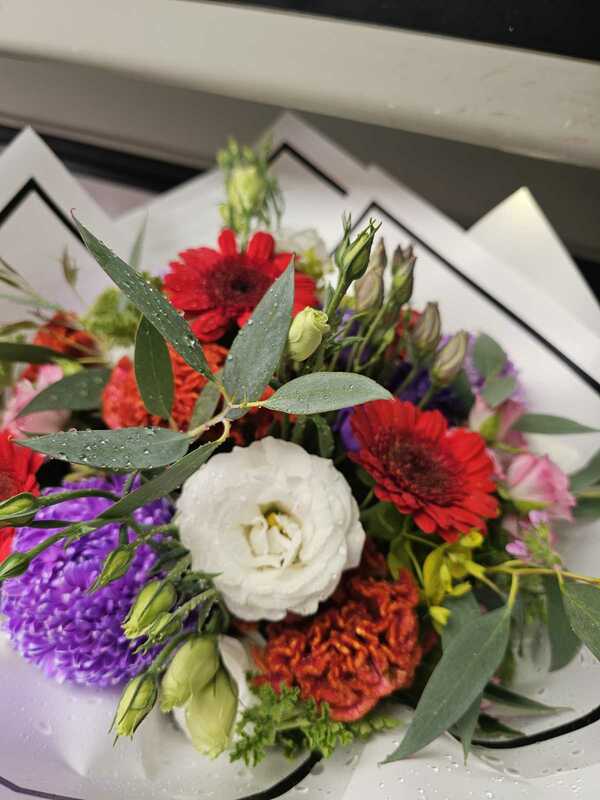 Flowers delivered to customer