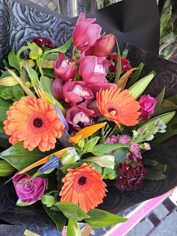 Flowers delivered to customer