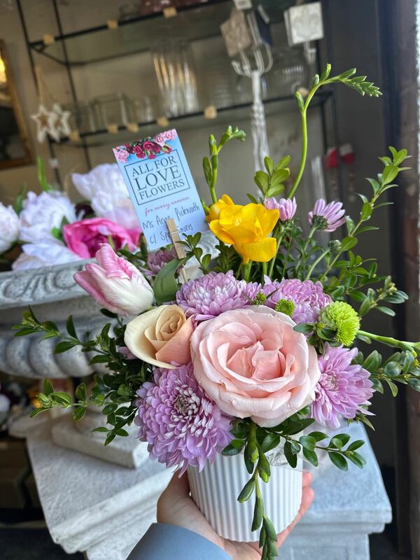 Flowers delivered to customer