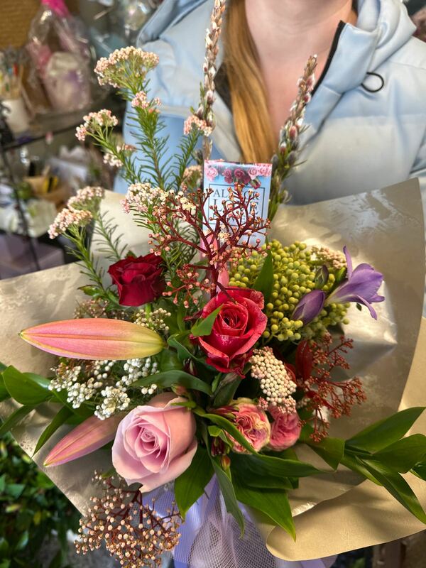 Flowers delivered to customer