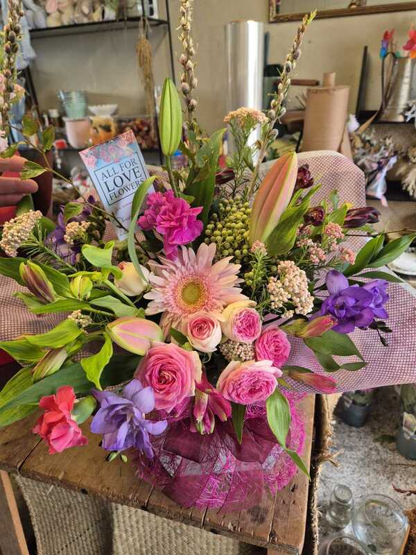 Flowers delivered to customer
