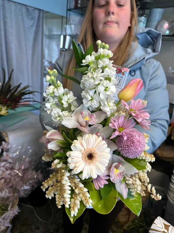 Flowers delivered to customer