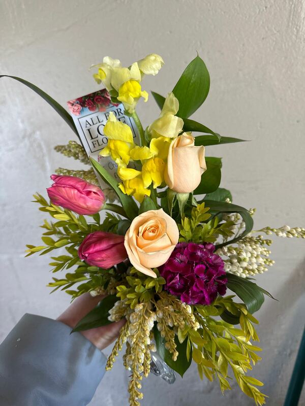 Flowers delivered to customer