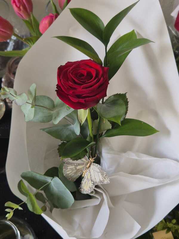 Flowers delivered to customer