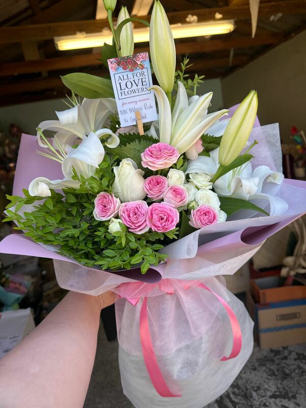 Flowers delivered to customer