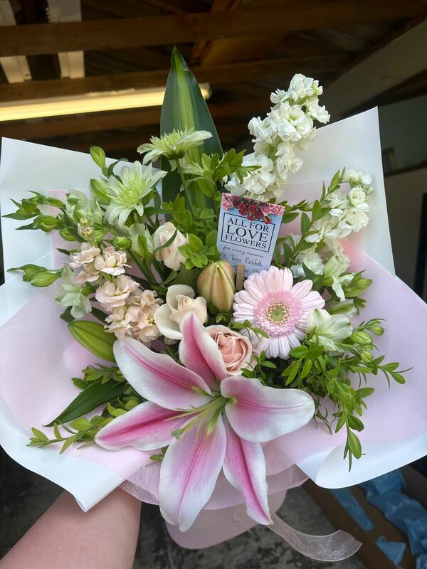 Flowers delivered to customer