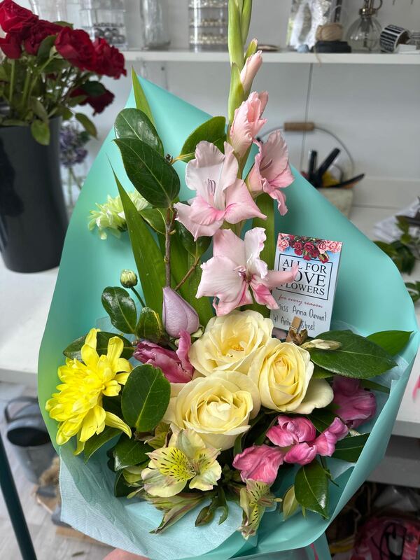 Flowers delivered to customer