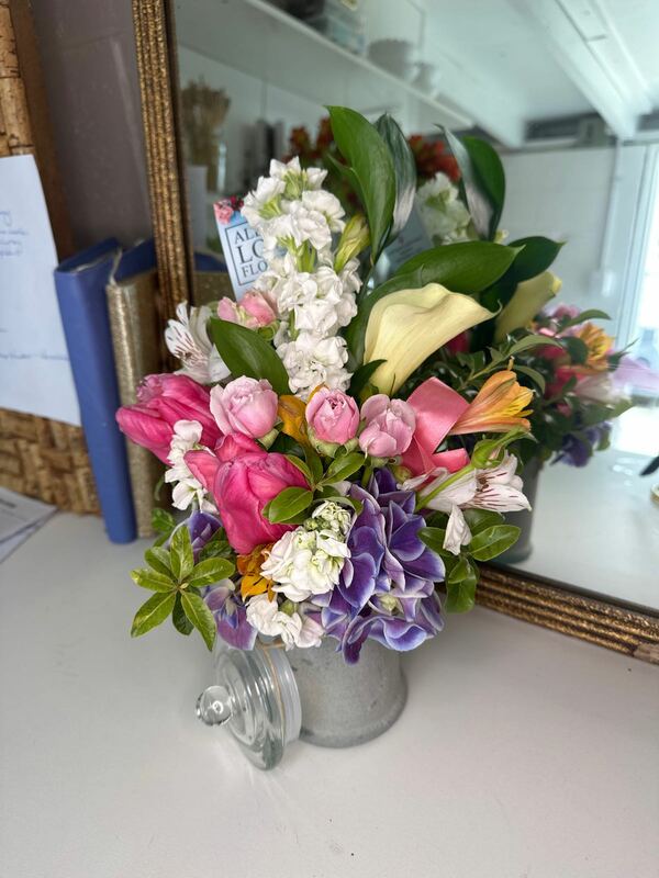 Flowers delivered to customer