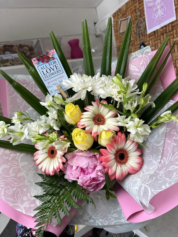 Flowers delivered to customer