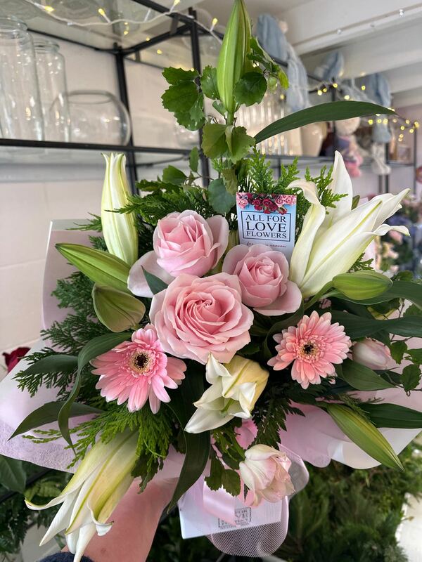 Flowers delivered to customer