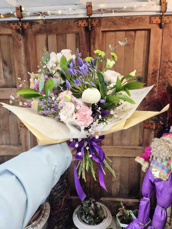 Flowers delivered to customer