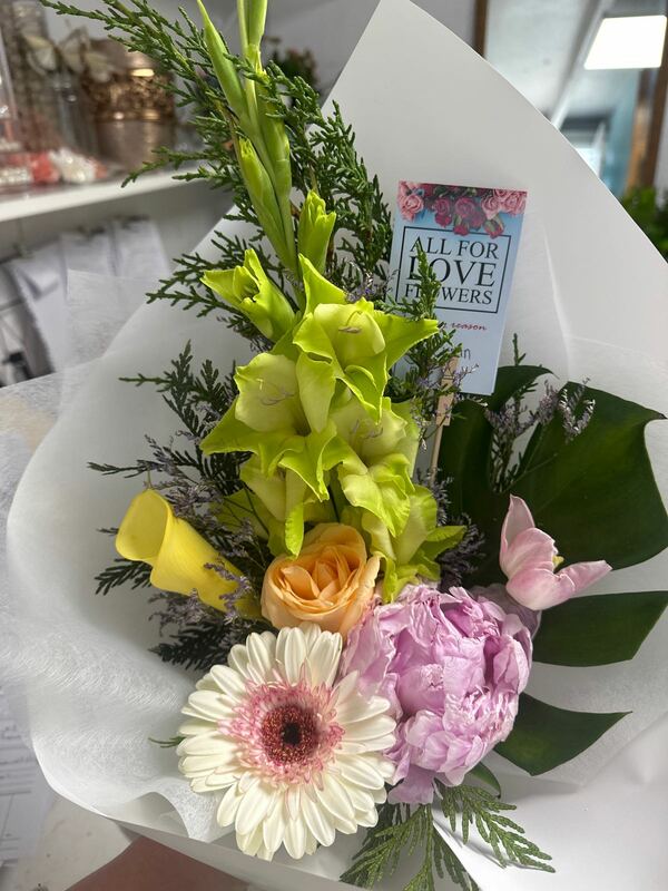 Flowers delivered to customer