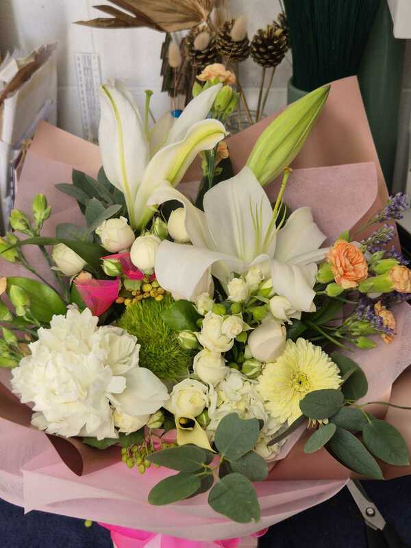 Flowers delivered to customer