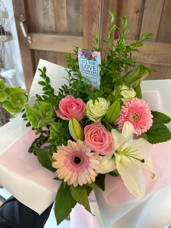 Flowers delivered to customer