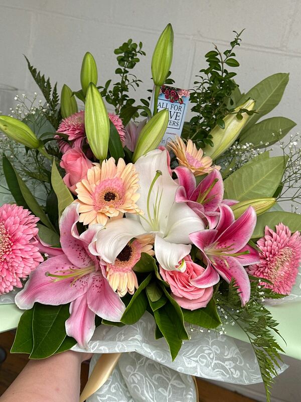 Flowers delivered to customer