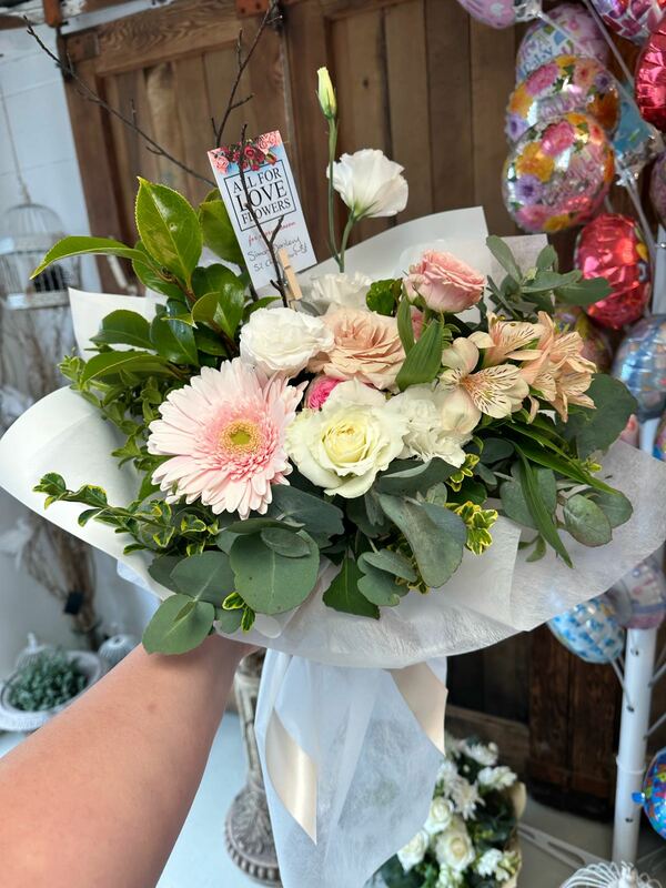 Flowers delivered to customer