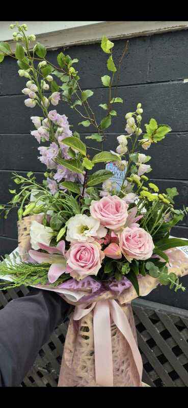 Flowers delivered to customer