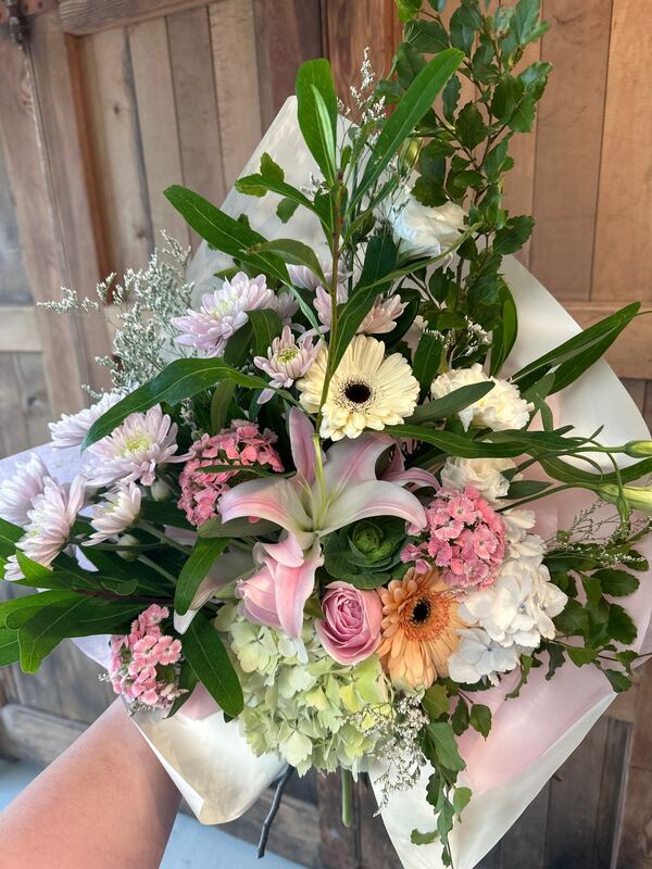 Flowers delivered to customer