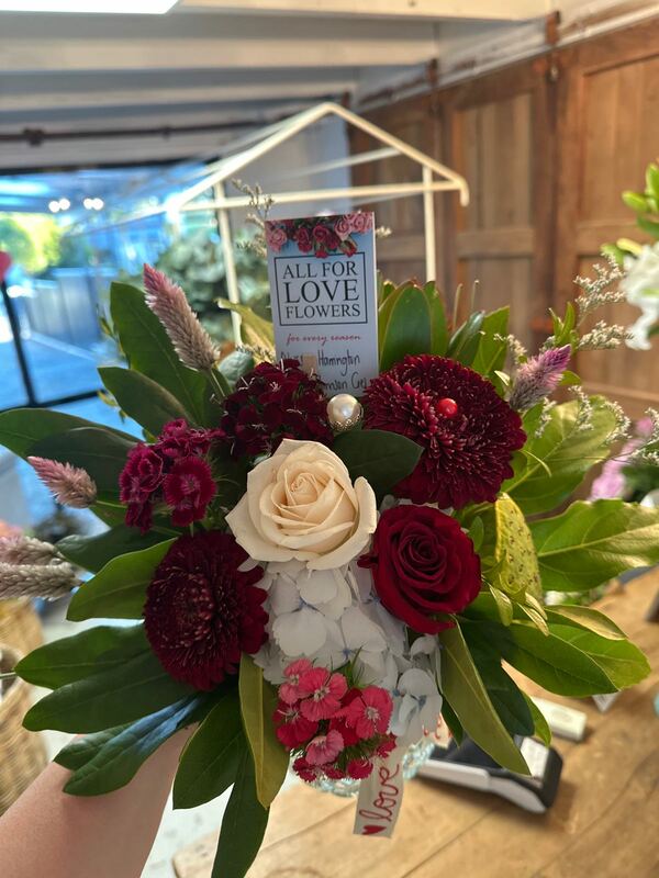 Flowers delivered to customer