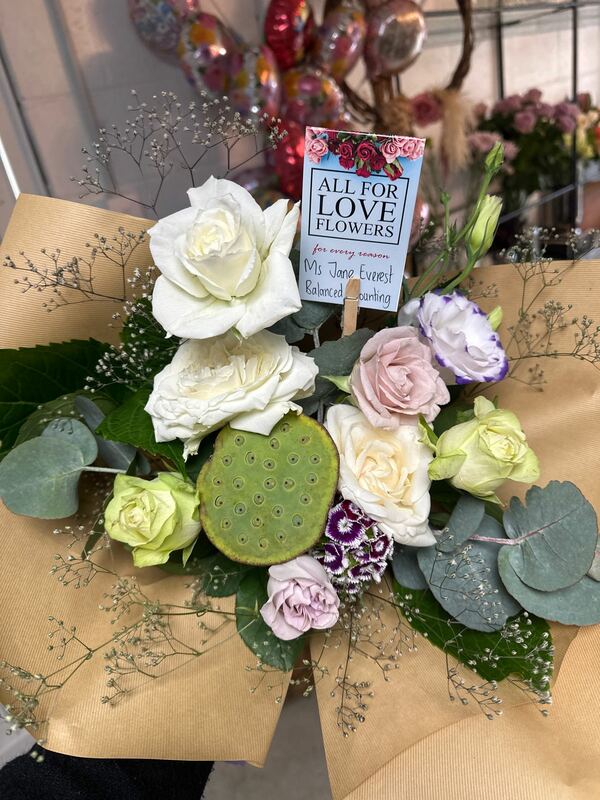 Flowers delivered to customer