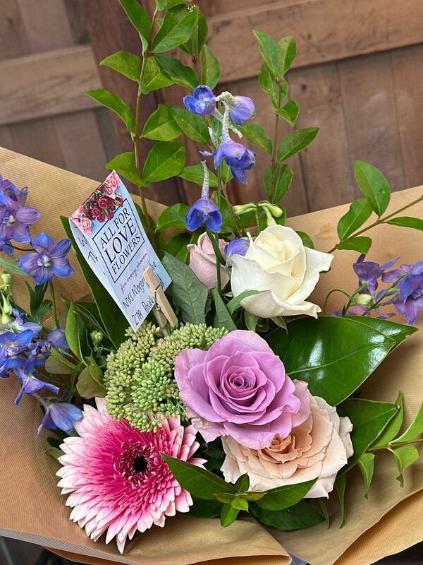 Flowers delivered to customer