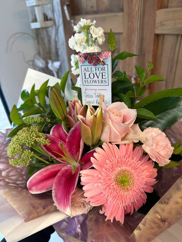 Flowers delivered to customer