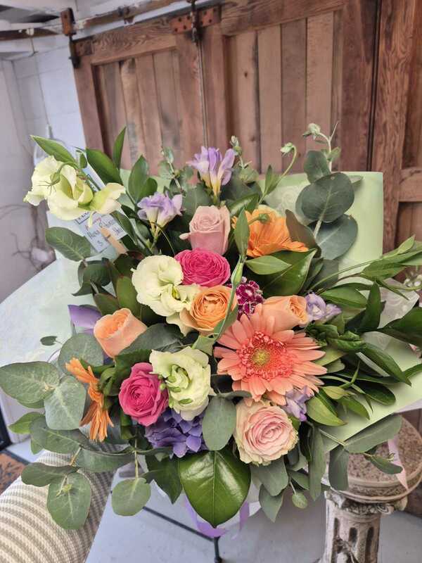 Flowers delivered to customer