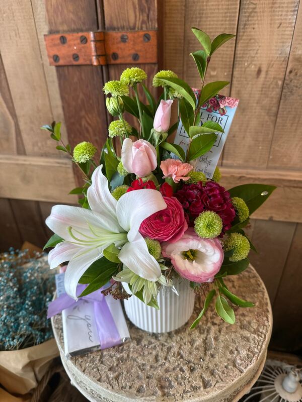 Flowers delivered to customer