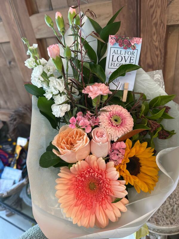 Flowers delivered to customer