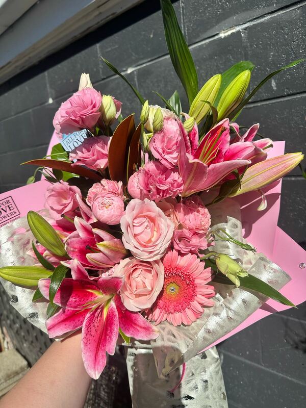 Flowers delivered to customer