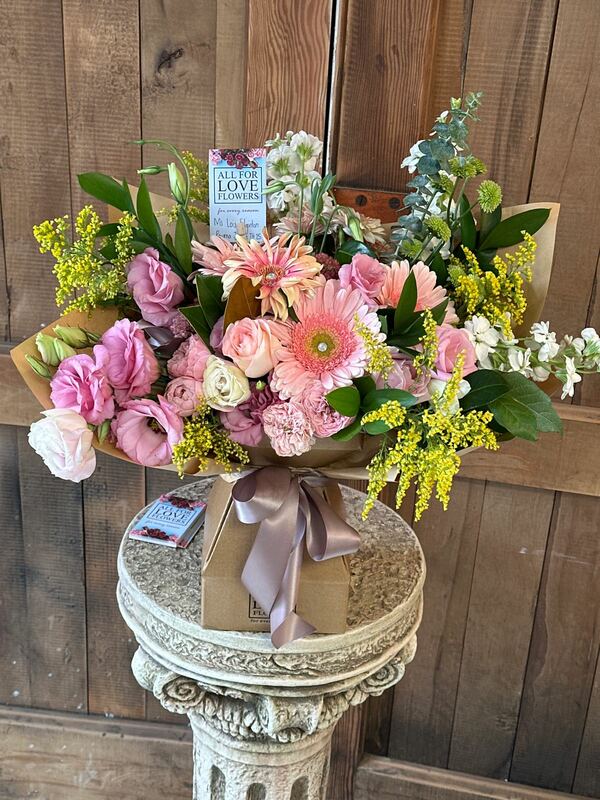 Flowers delivered to customer