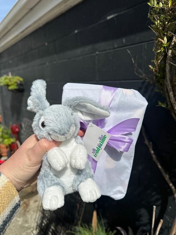 Flowers delivered to customer