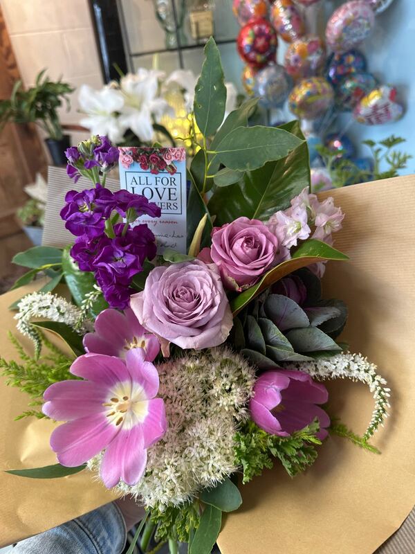 Flowers delivered to customer