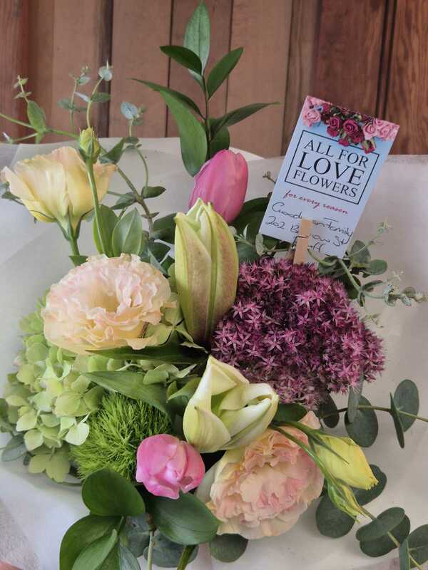 Flowers delivered to customer