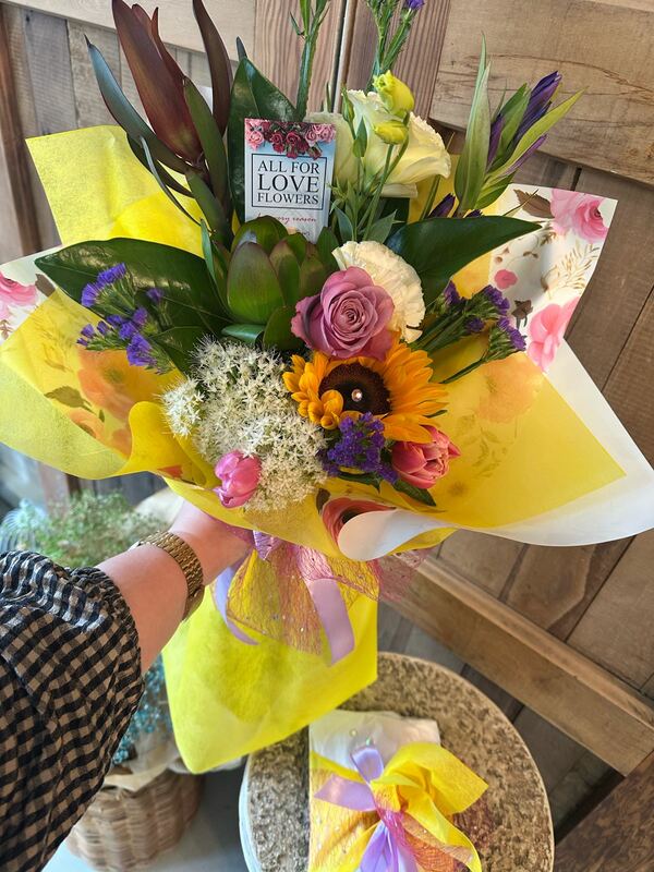 Flowers delivered to customer