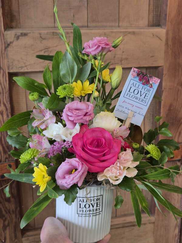 Flowers delivered to customer