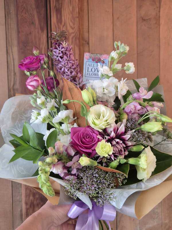 Flowers delivered to customer