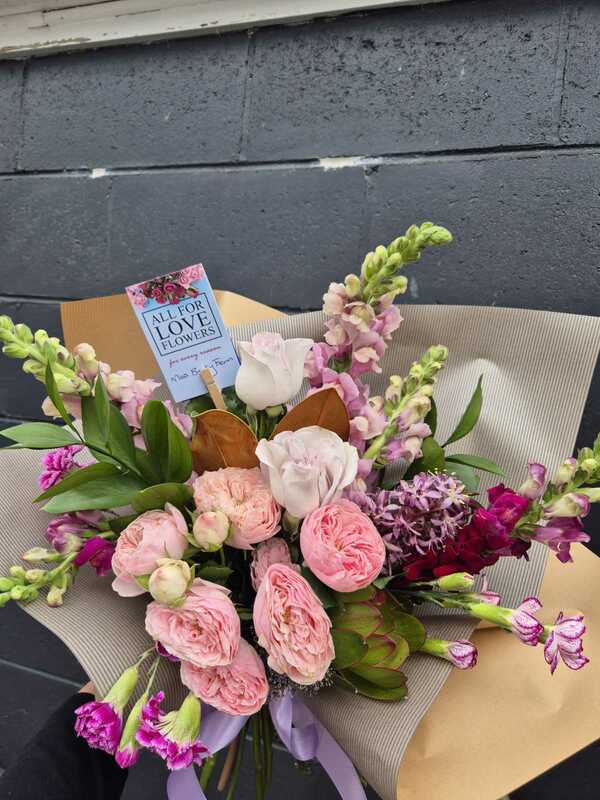 Flowers delivered to customer