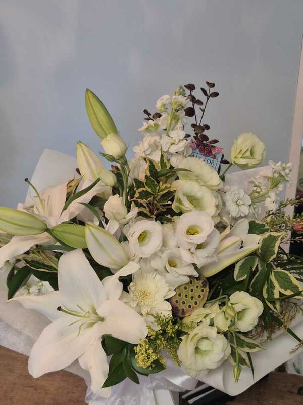 Flowers delivered to customer