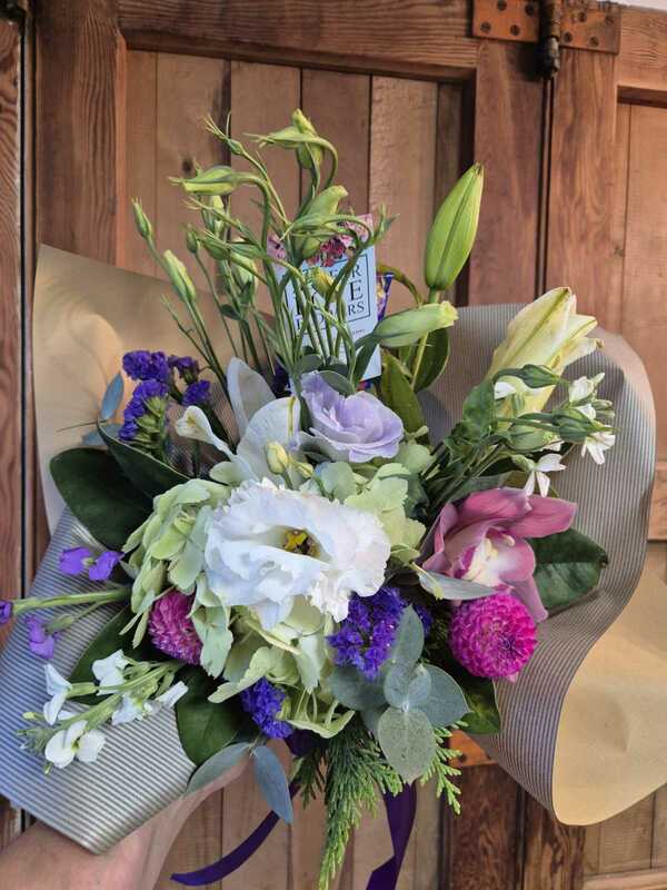 Flowers delivered to customer