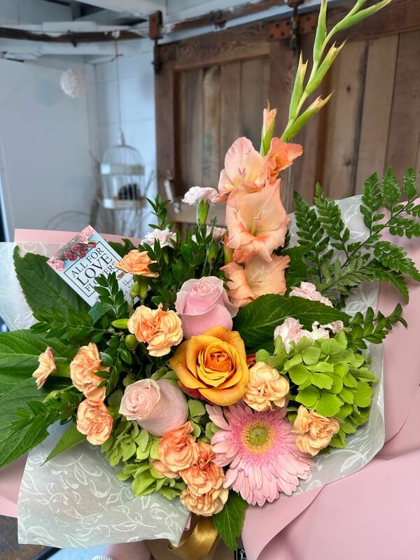 Flowers delivered to customer