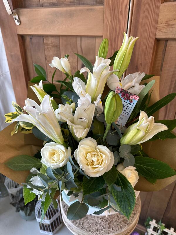 Flowers delivered to customer