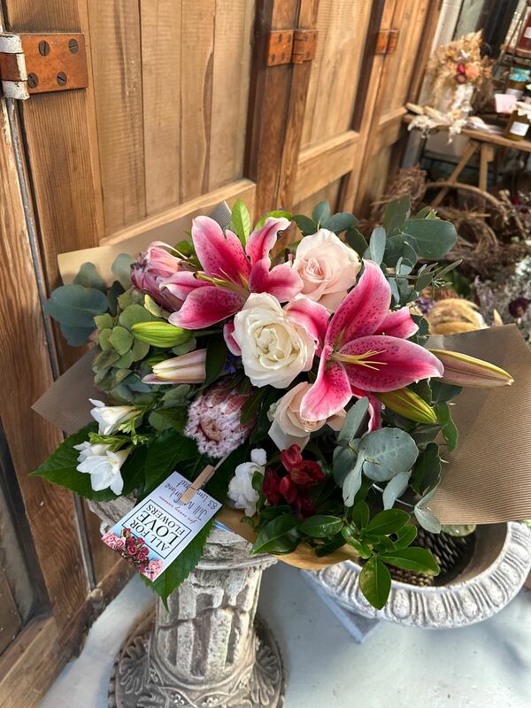 Flowers delivered to customer