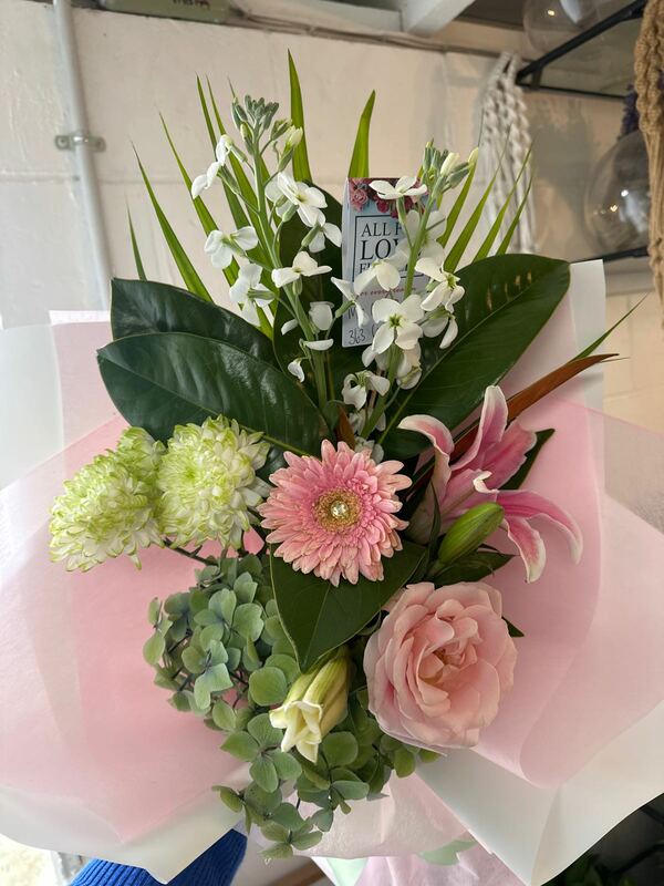Flowers delivered to customer