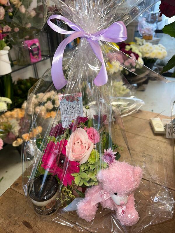 Flowers delivered to customer