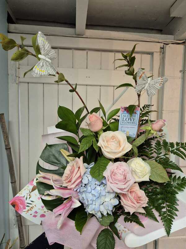 Flowers delivered to customer
